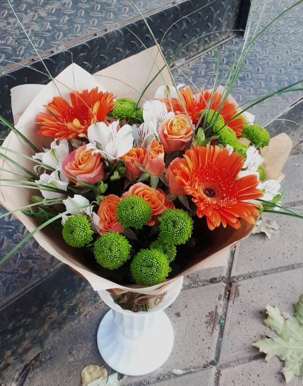 Букет цветов из: Герберы, Хризантемы, Альстромерии и Розы в Нововоронеже