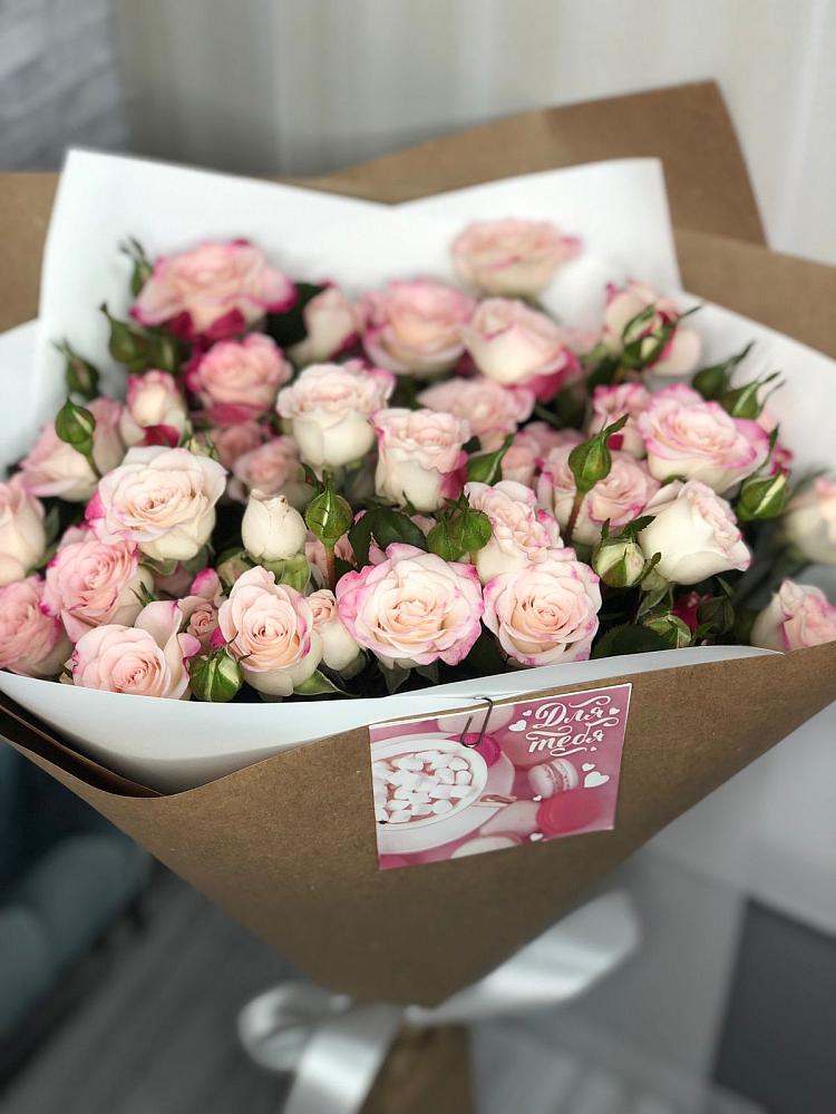 Букет цветов из: Розы в Нововоронеже