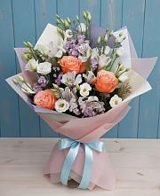 Букет цветов из:  Лизиантусы, Розы, Альстромерии и Гипсофила #REPLACE_PRED# Нововоронеже