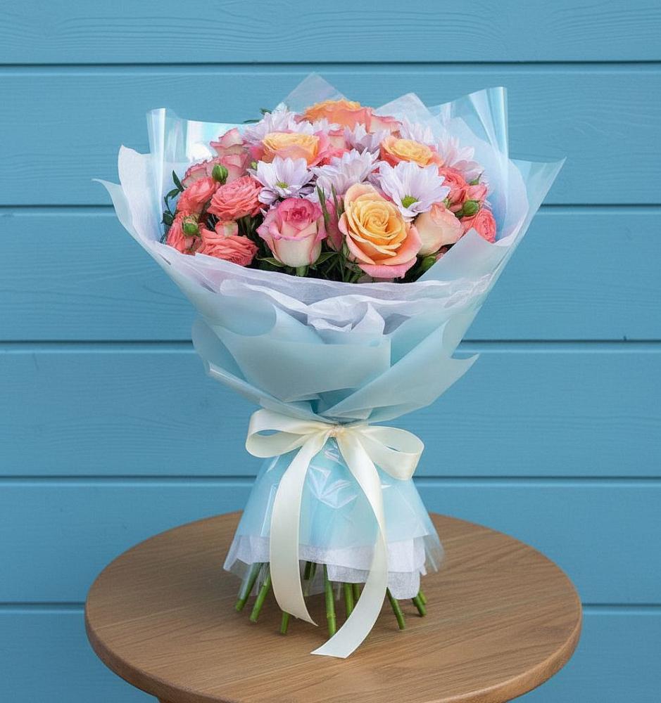 Букет цветов из: Хризантемы и Розы в Нововоронеже